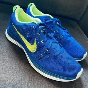 Xlnt Nike Flyknit Lunar 1 Men’s 10 US 44 EUR blue Volt